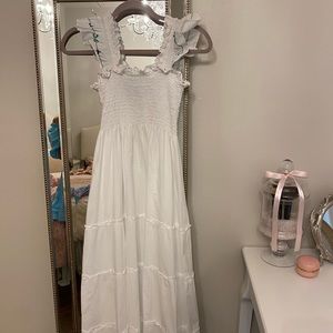 Hill House nap dress 🤍